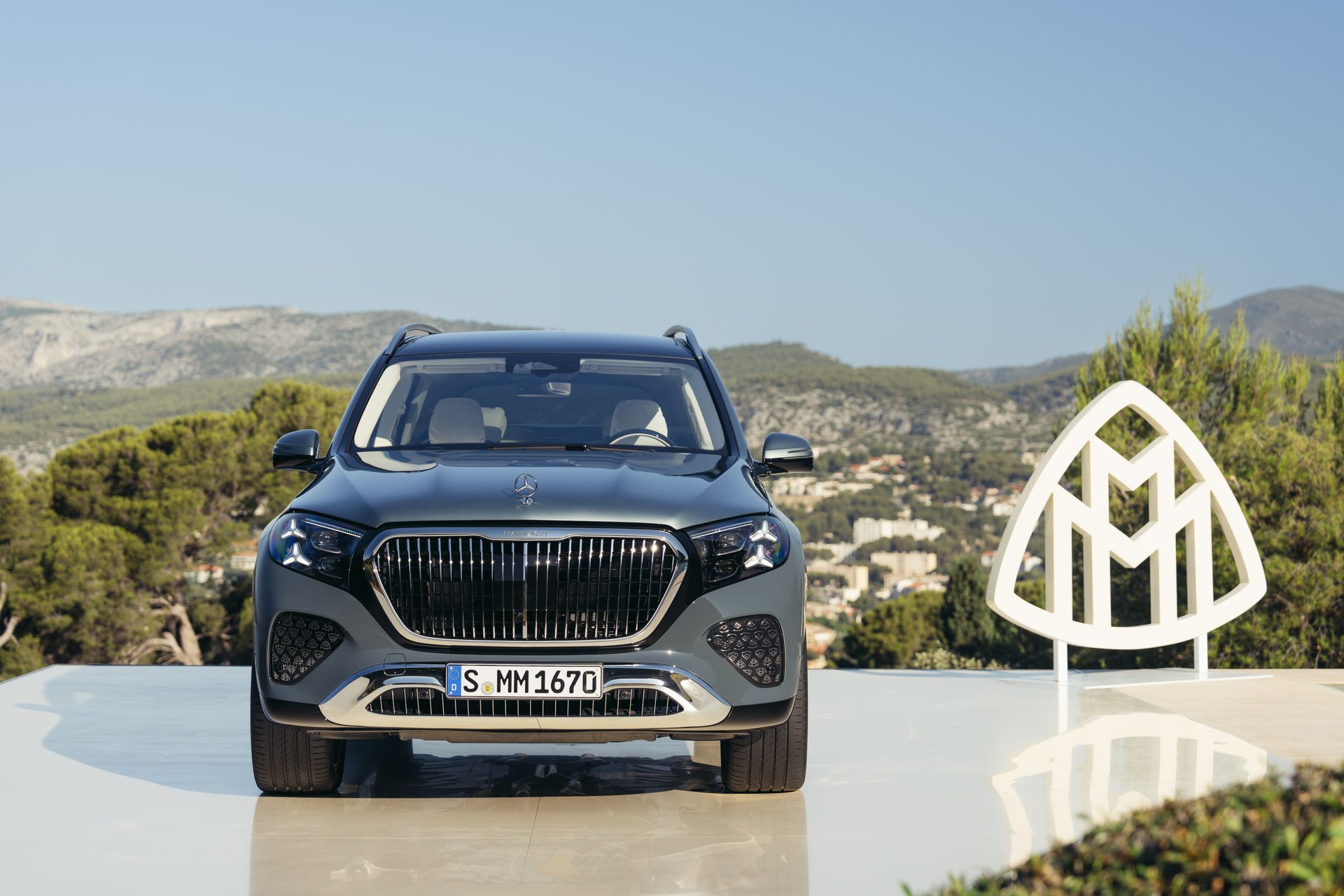 Αυτό είναι το πιο πολυτελές SUV της Mercedes - Έχει υπογραφή Maybach
