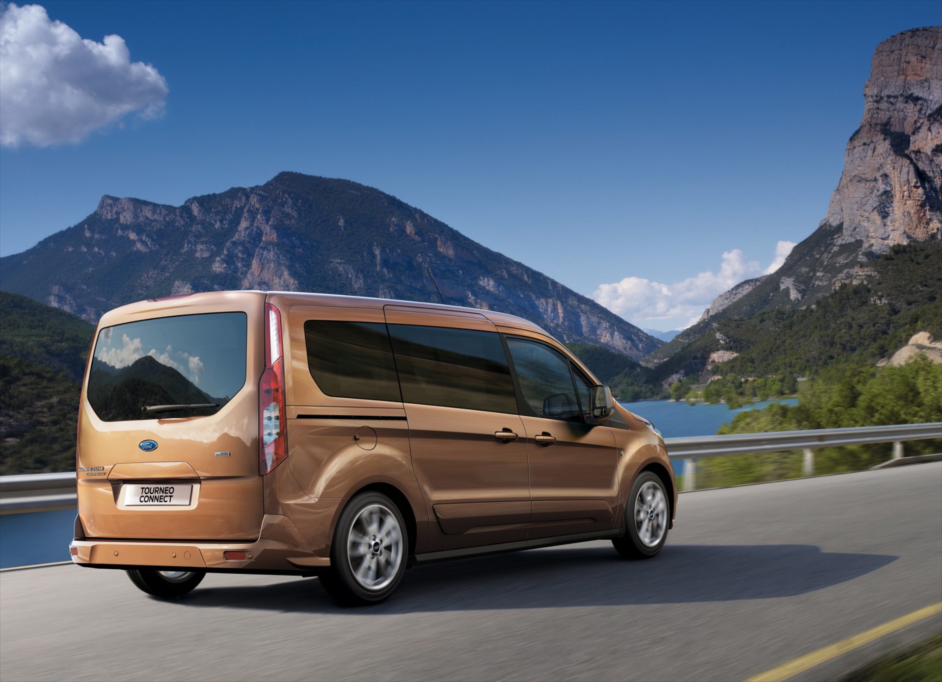 Ford Tourneo Connect: εκ των έσω