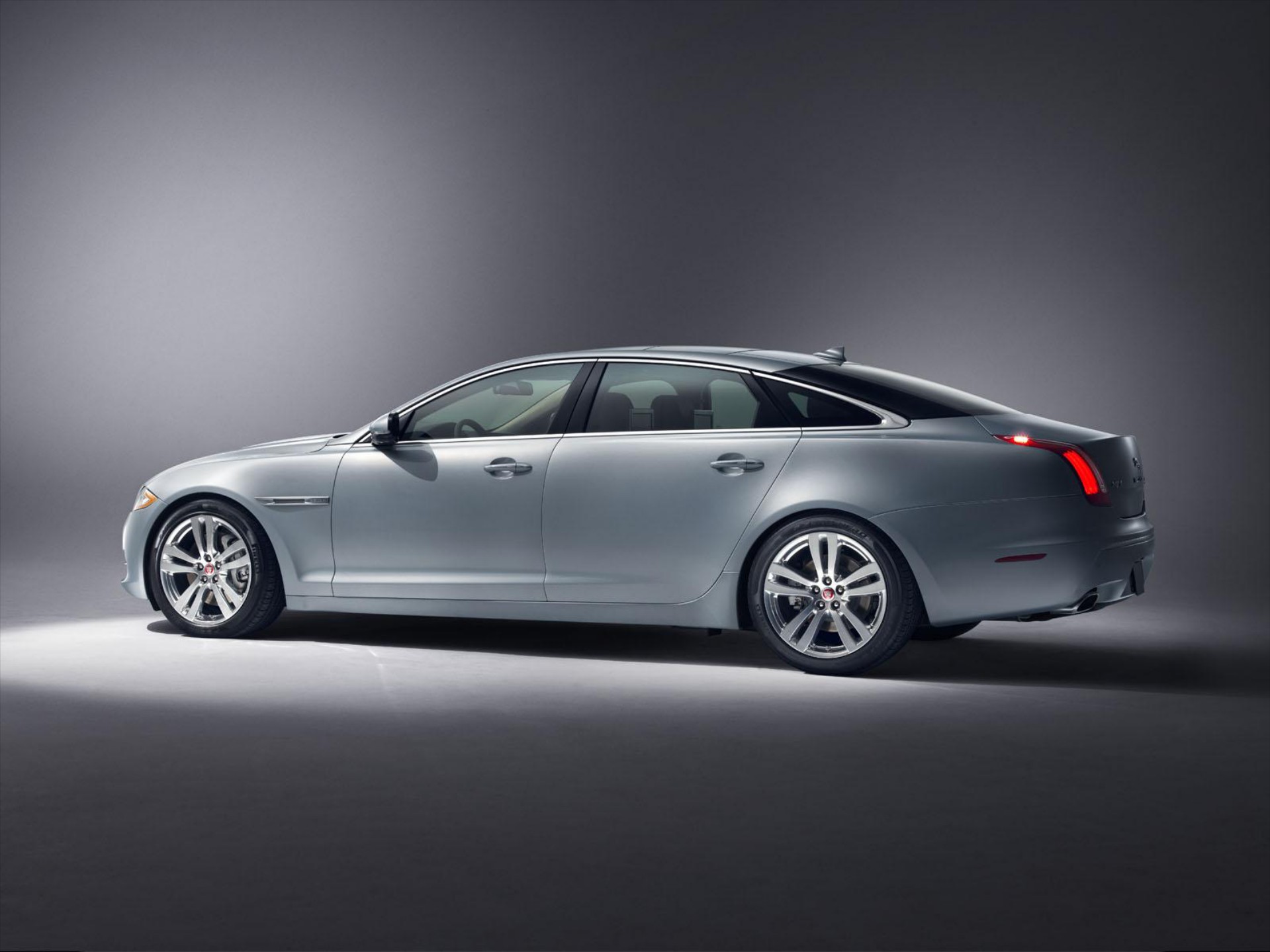 Νέα Jaguar XJ 2014 LWB

