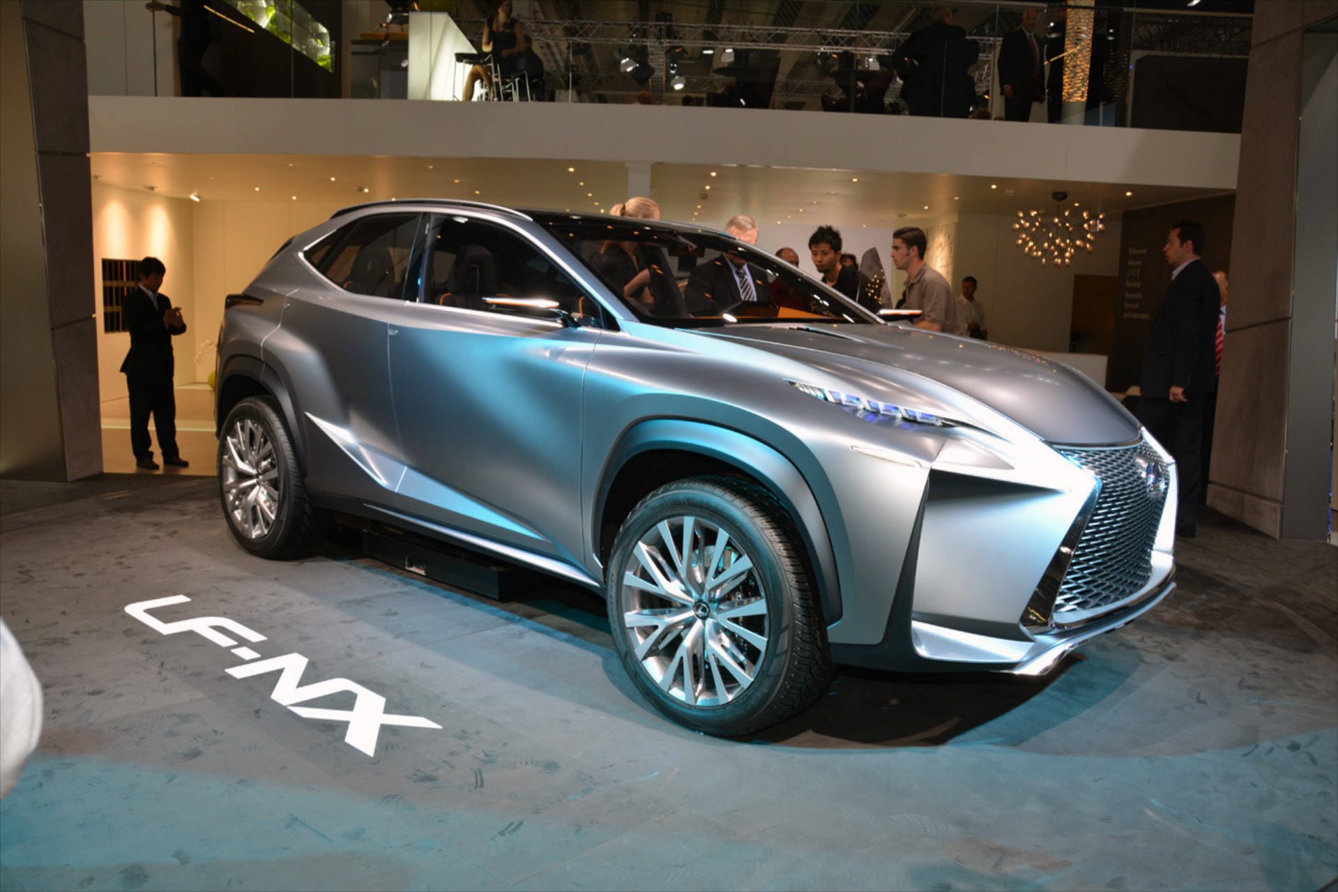 Lexus LF-NX concept στη Φρανκφούρτη