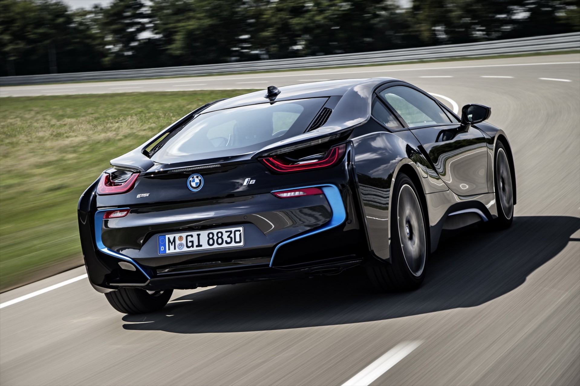 H Σπανός Α.Ε. αναλαμβάνει τα i3 και i8 της BMW