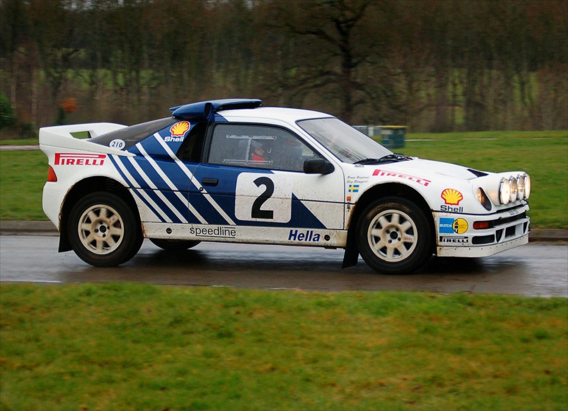 Ford rs200 ралли