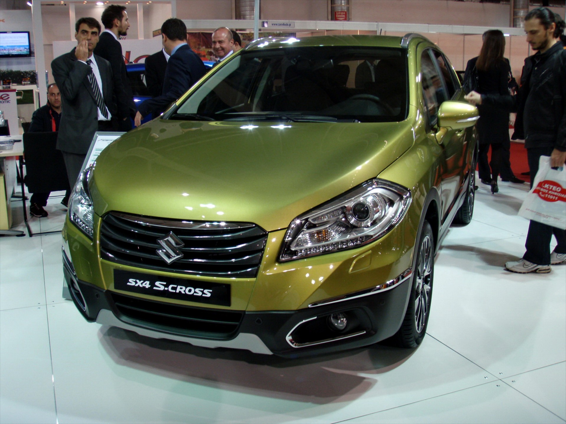 To Suzuki SX4 S-Cross στο Ελληνικό

