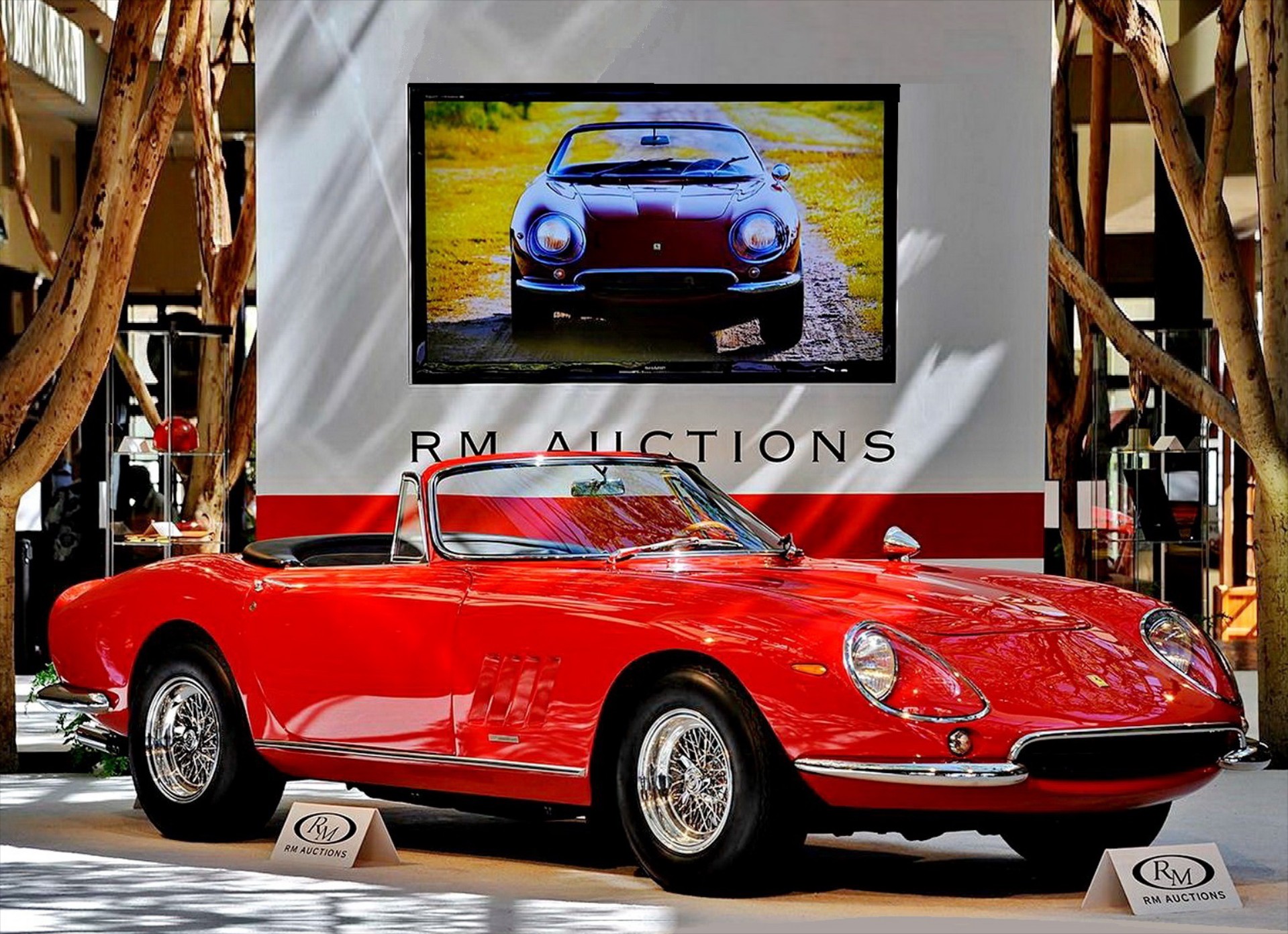 TOP 10 μοντέλα στο σφυρί: Money, money, money…