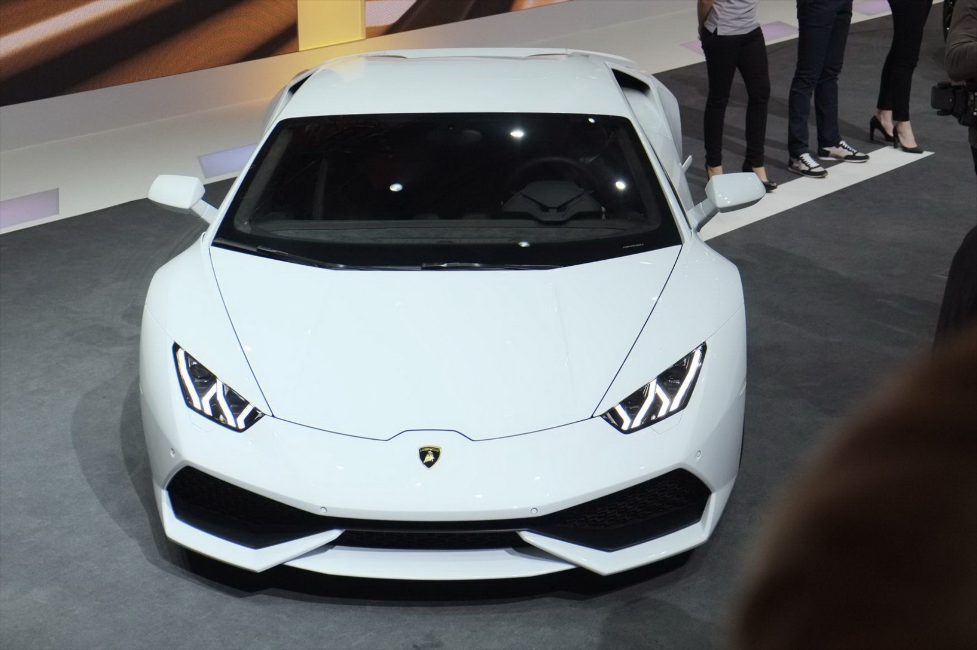 Lamborghini Huracan 610-4: New baby Lambo in town