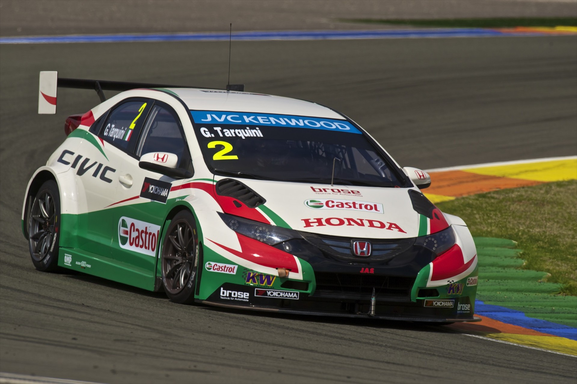 Με 4 Civic η Honda στην αυλαία του WTCC