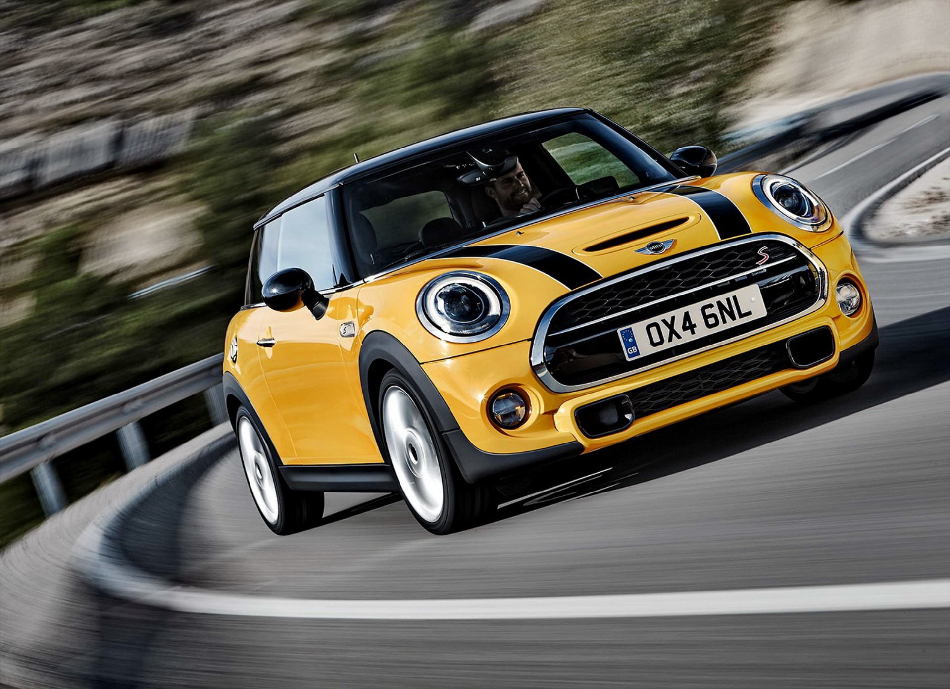 <br />
<b>Notice</b>:  Undefined property: stdClass::$title in <b>/home/www3gocar/public_html/templates/t2024/ice_c/9a1326b63621589c2d0ae49576f7df8a09573c42_0.file.box.featured.tpl.php</b> on line <b>89</b><br />
