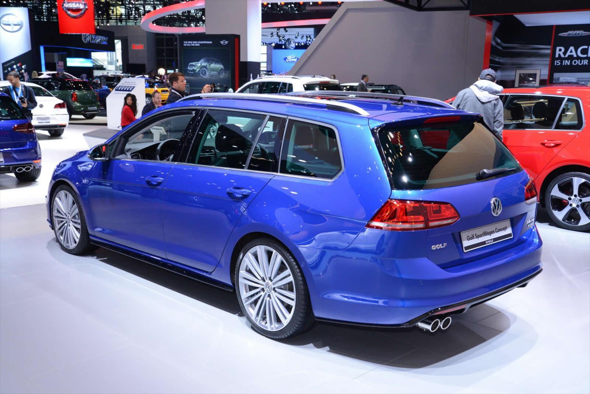 Νέο VW Golf Sportwagon Concept

