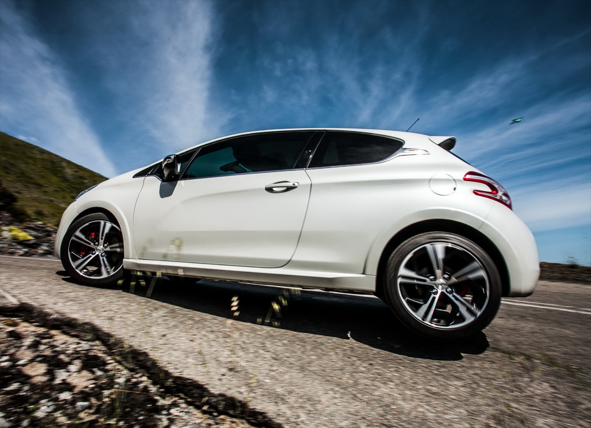 10 μικρά GTi με 180 ίππους και πάνω