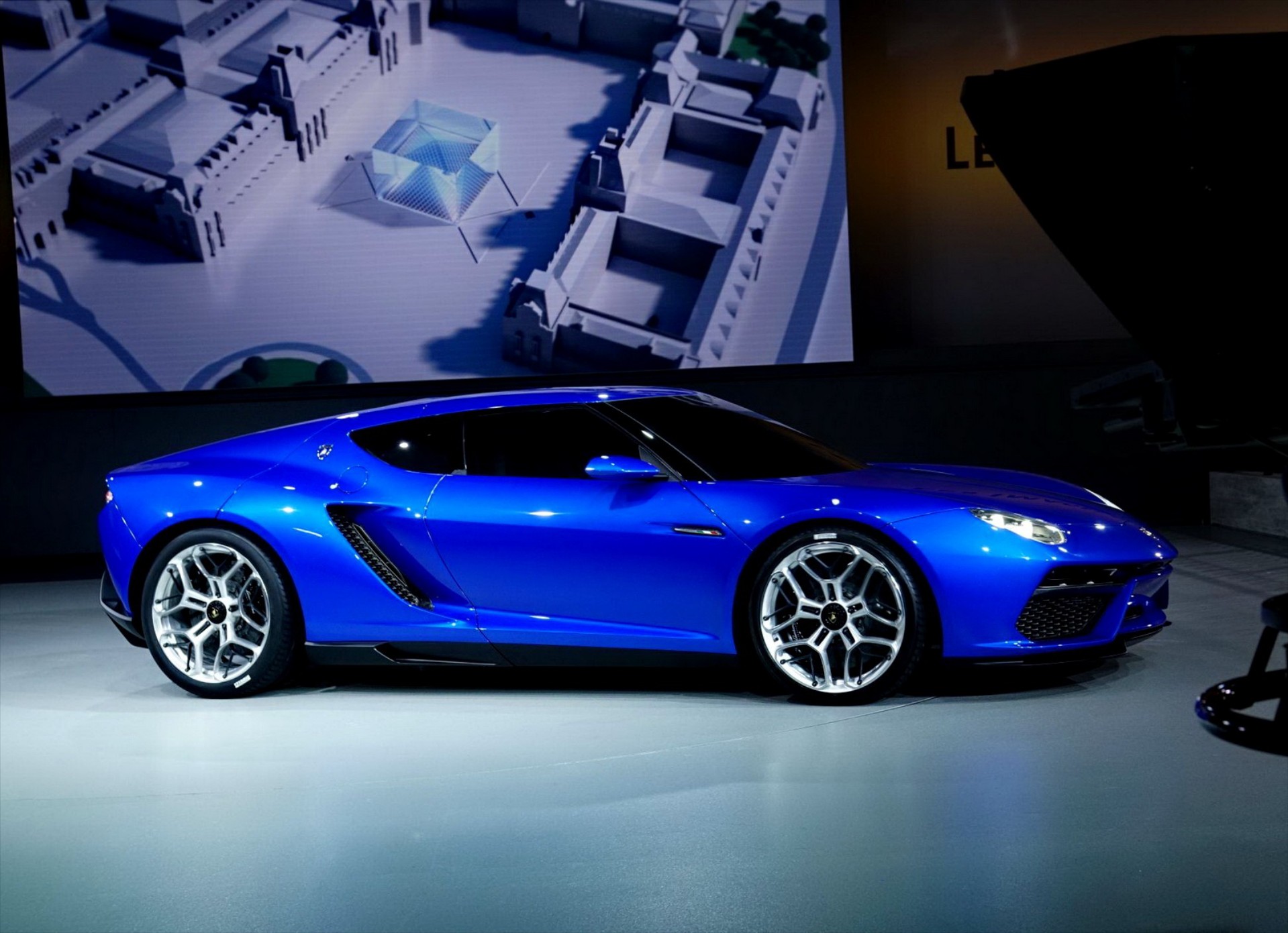 Lamborghini Asterion LPI 910-4 στο Παρίσι