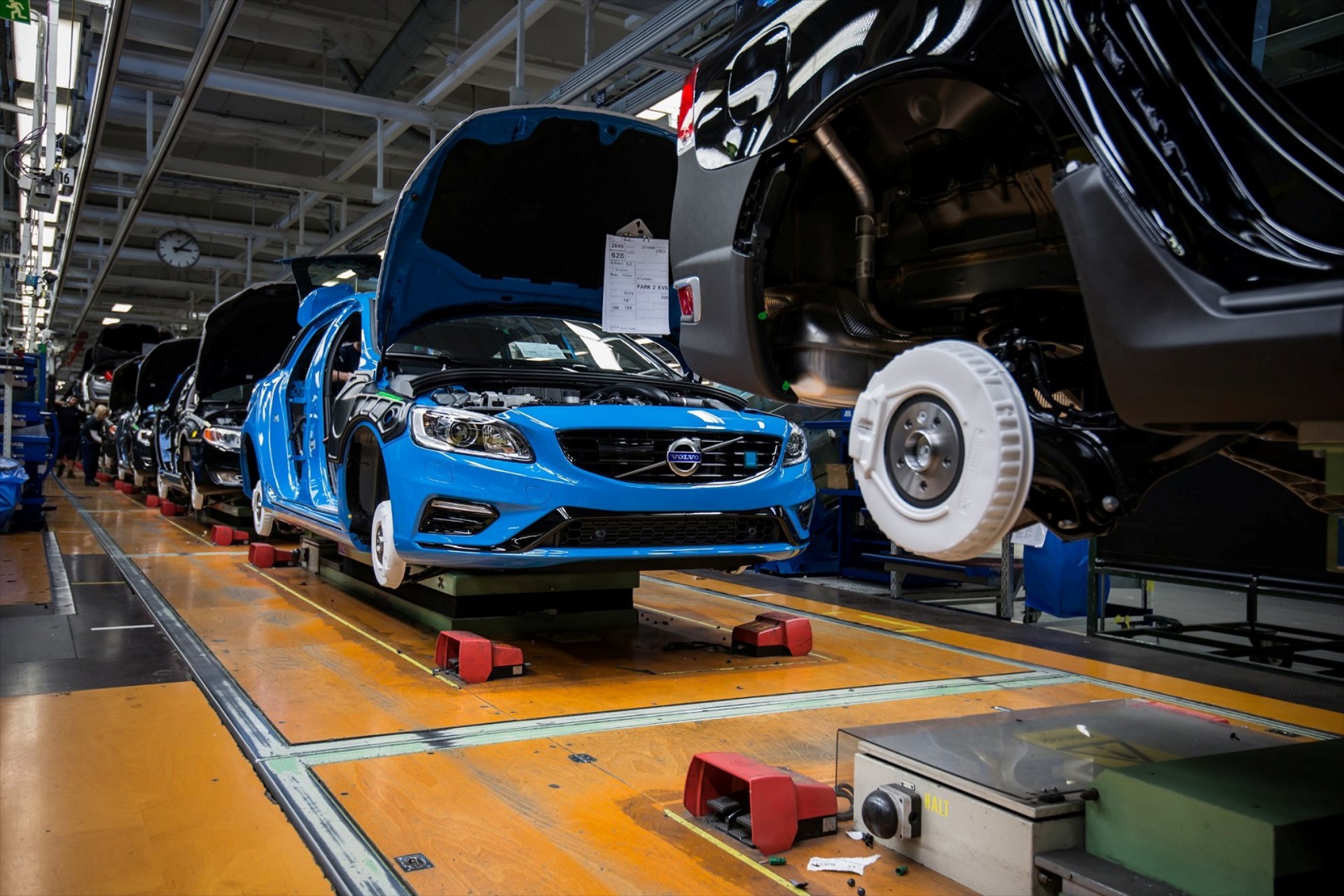 Ενίσχυση παραγωγής για τη Volvo