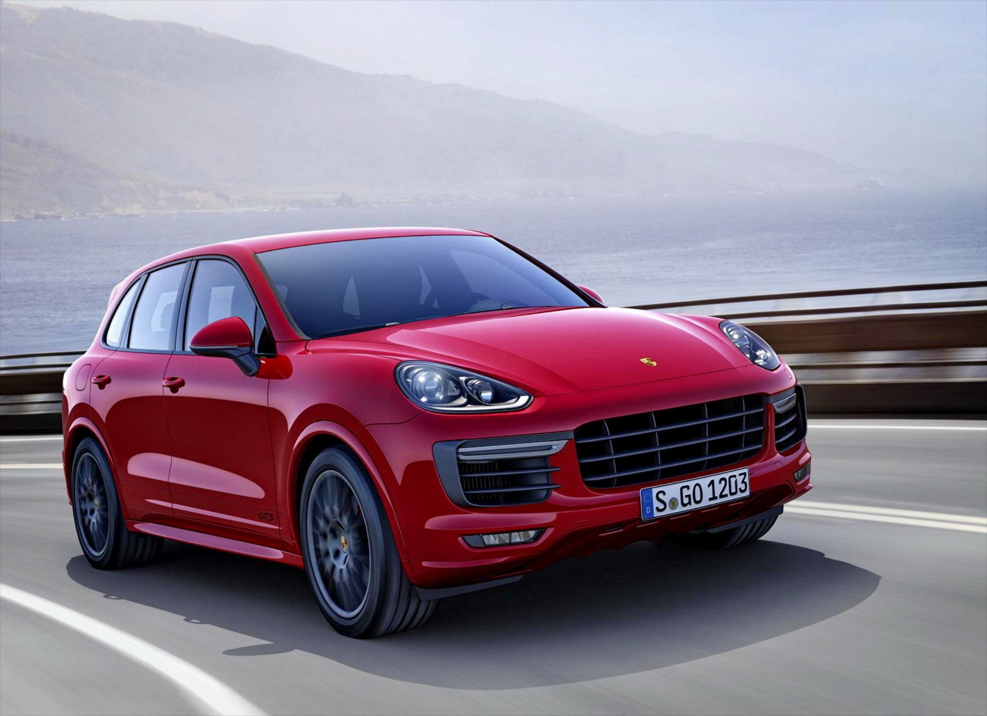Νέα Porsche Cayenne GTS: Ακόμη πιο σπορ