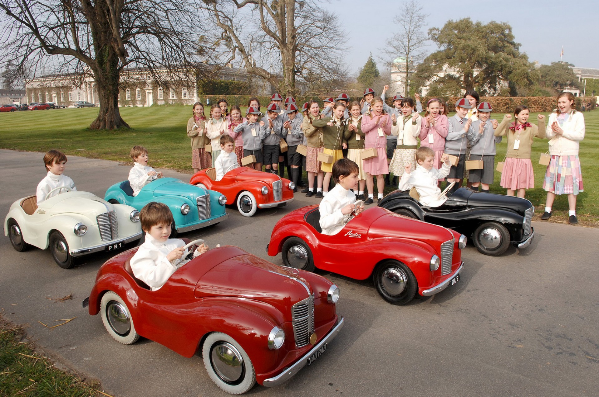 Αγώνας με παιδικά αυτοκίνητα