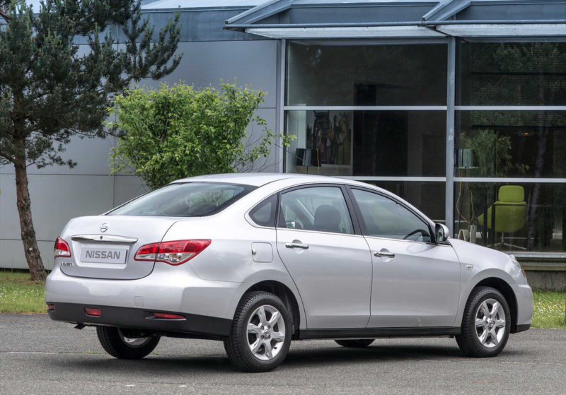 Νέο Nissan Almera 2013

