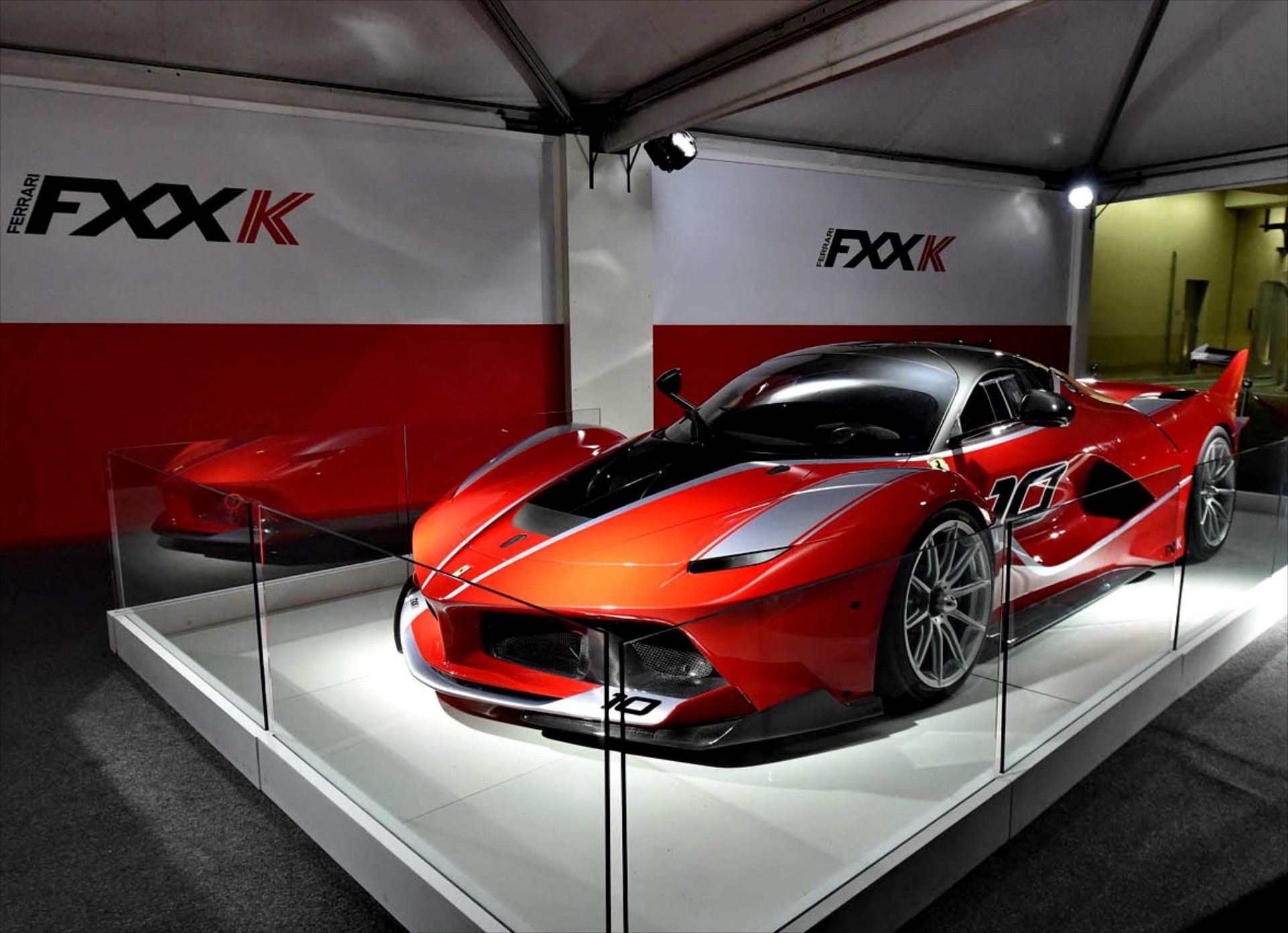 Ξεπούλησε η Ferrari FXX K (VIDEO)