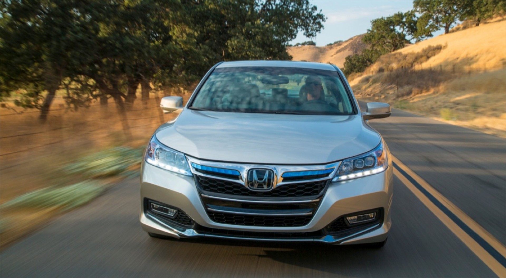 Νέο Honda Accord Plug-In Hybrid