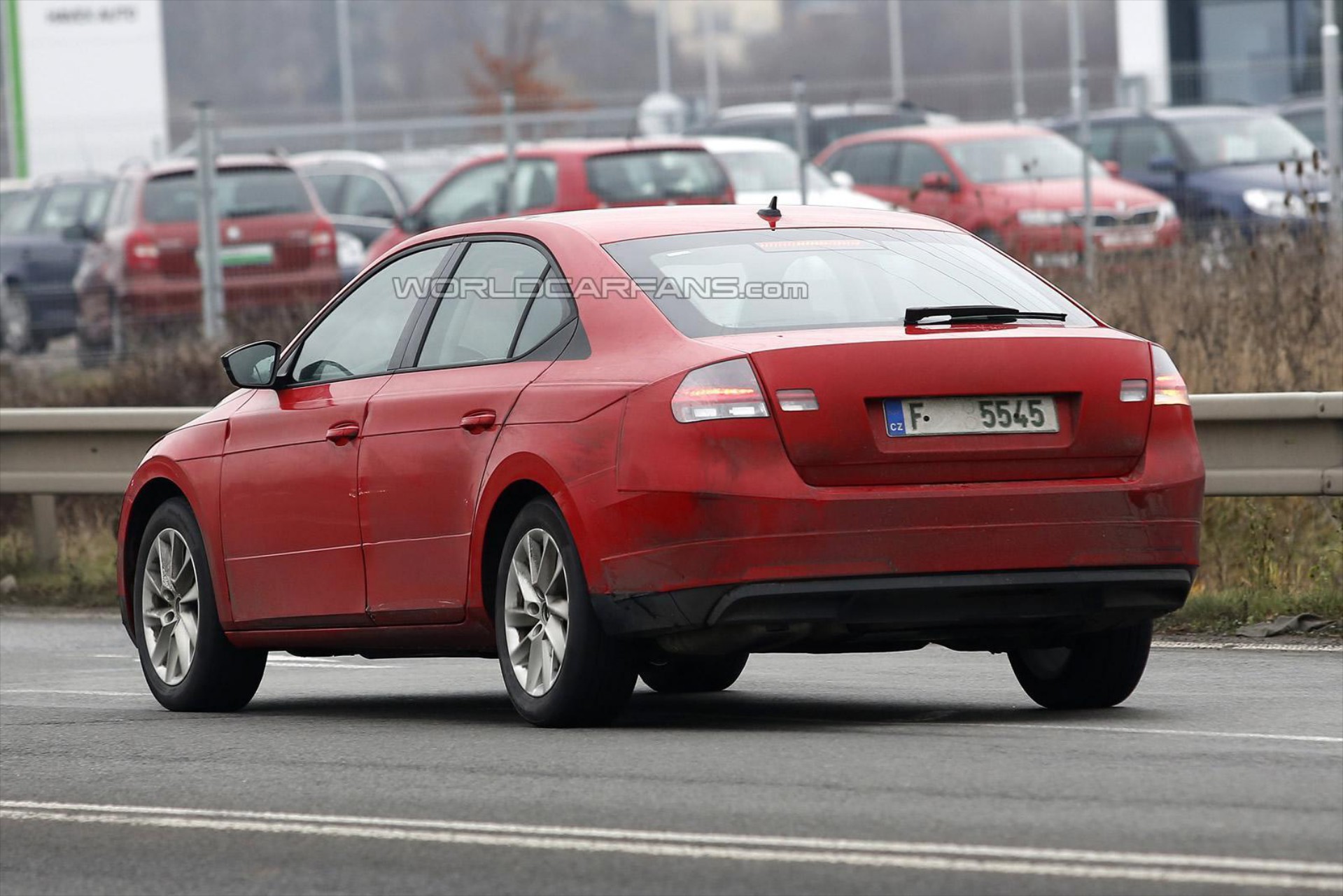 Αυτό είναι το νέο Skoda Superb
