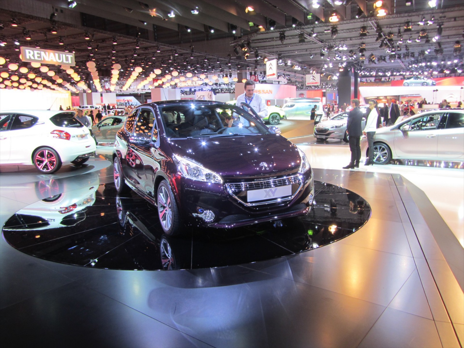 Νέο Peugeot 208 XY - update