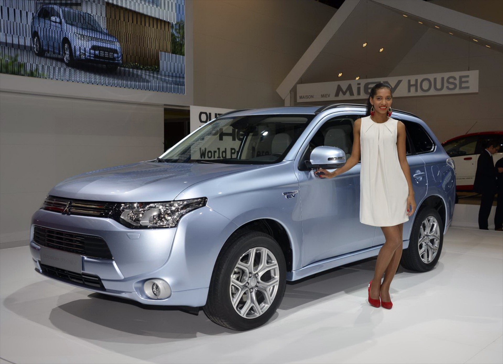 Υβριδικό Mitsubishi Outlander PHEV