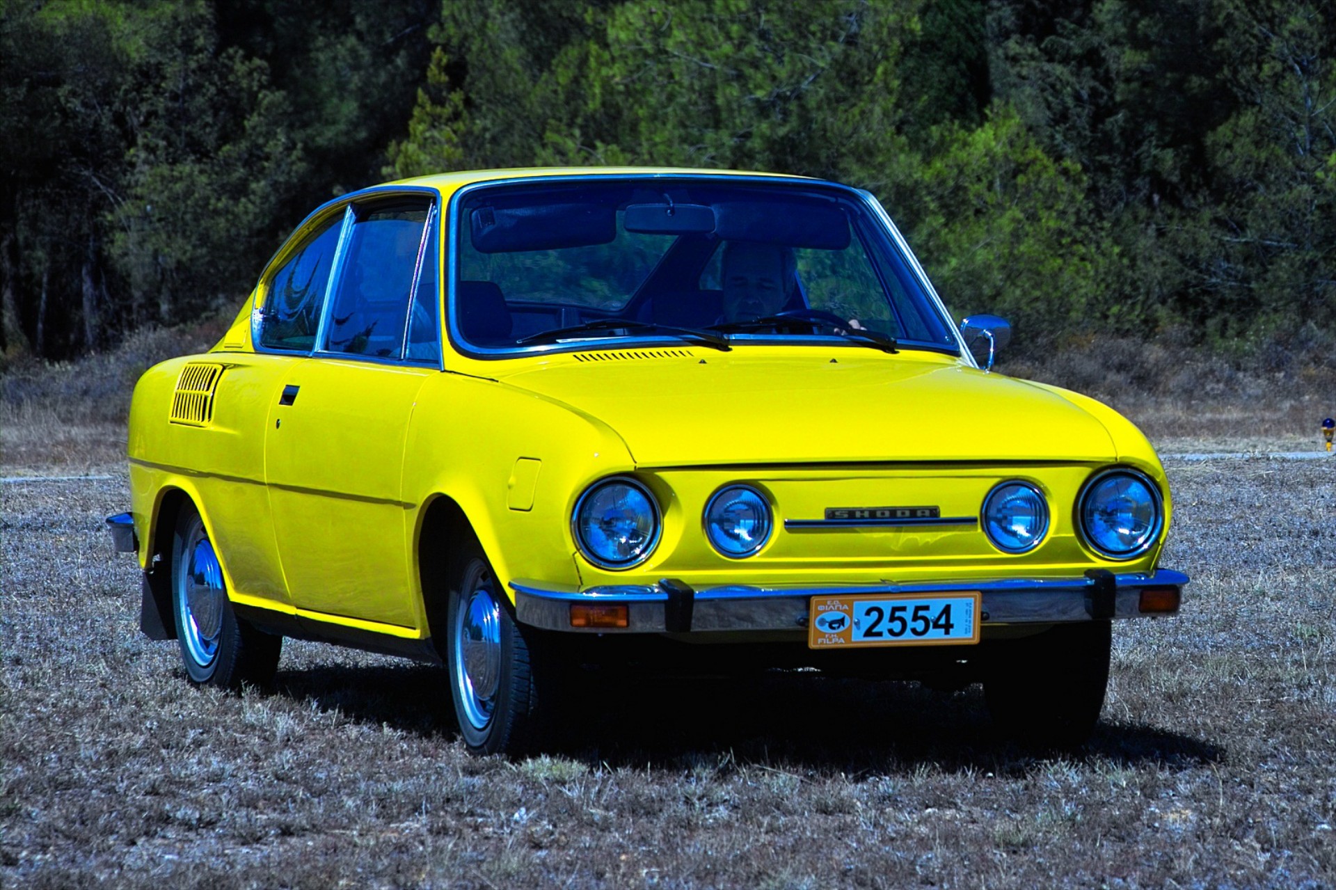 ΟΔΗΓΟΥΜΕ Skoda 110R: Άλλη σχολή
