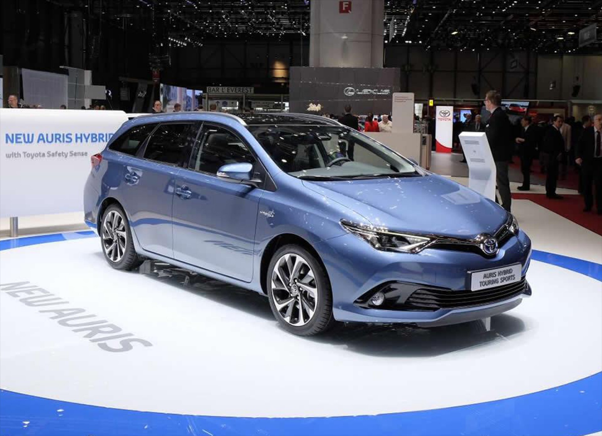 Toyota Auris facelift με 1,2 lt turbo κινητήρα