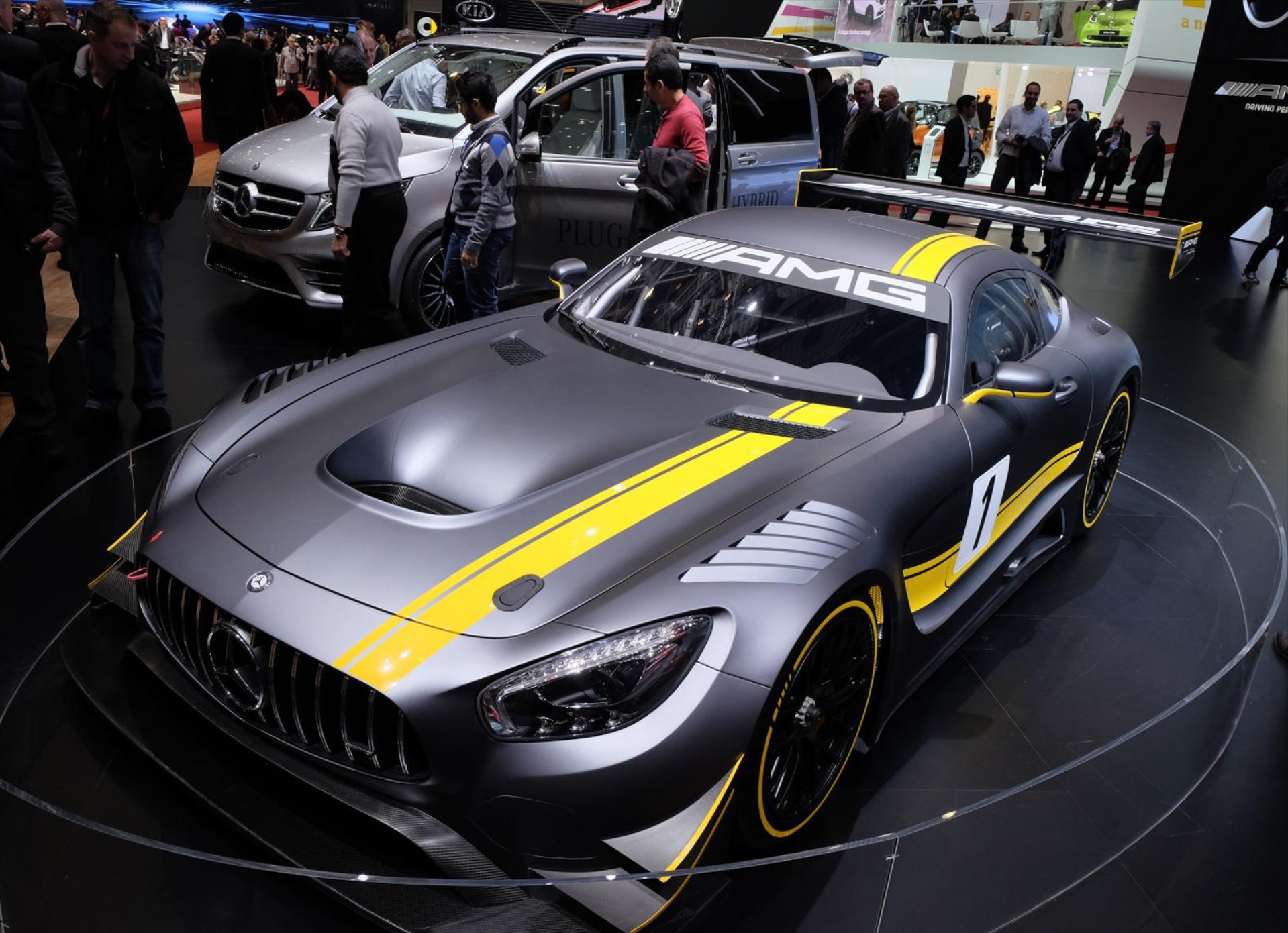 Η αγωνιστική Mercedes-AMG GT3