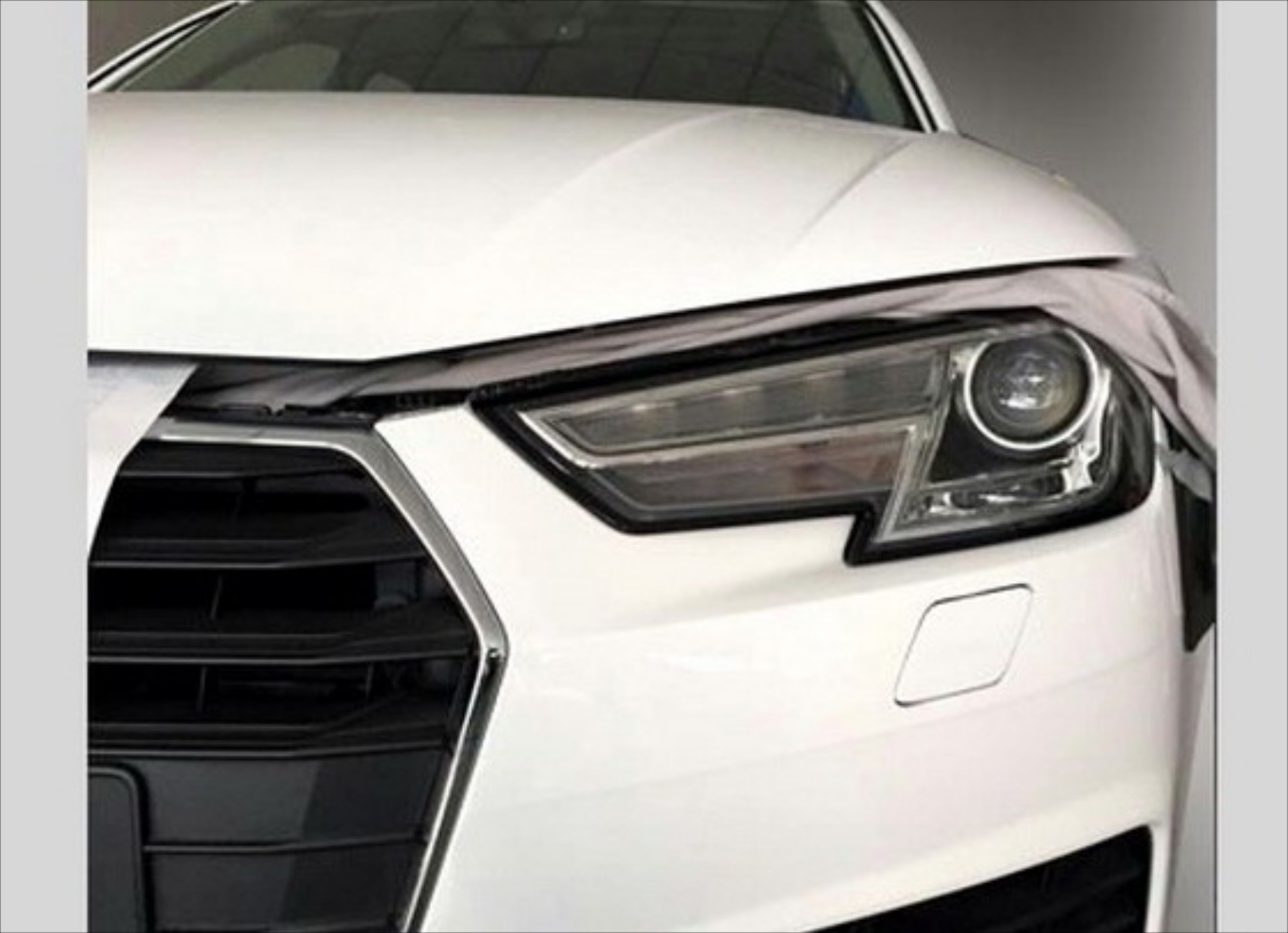 Πρώτες φωτογραφίες του νέου Audi A4