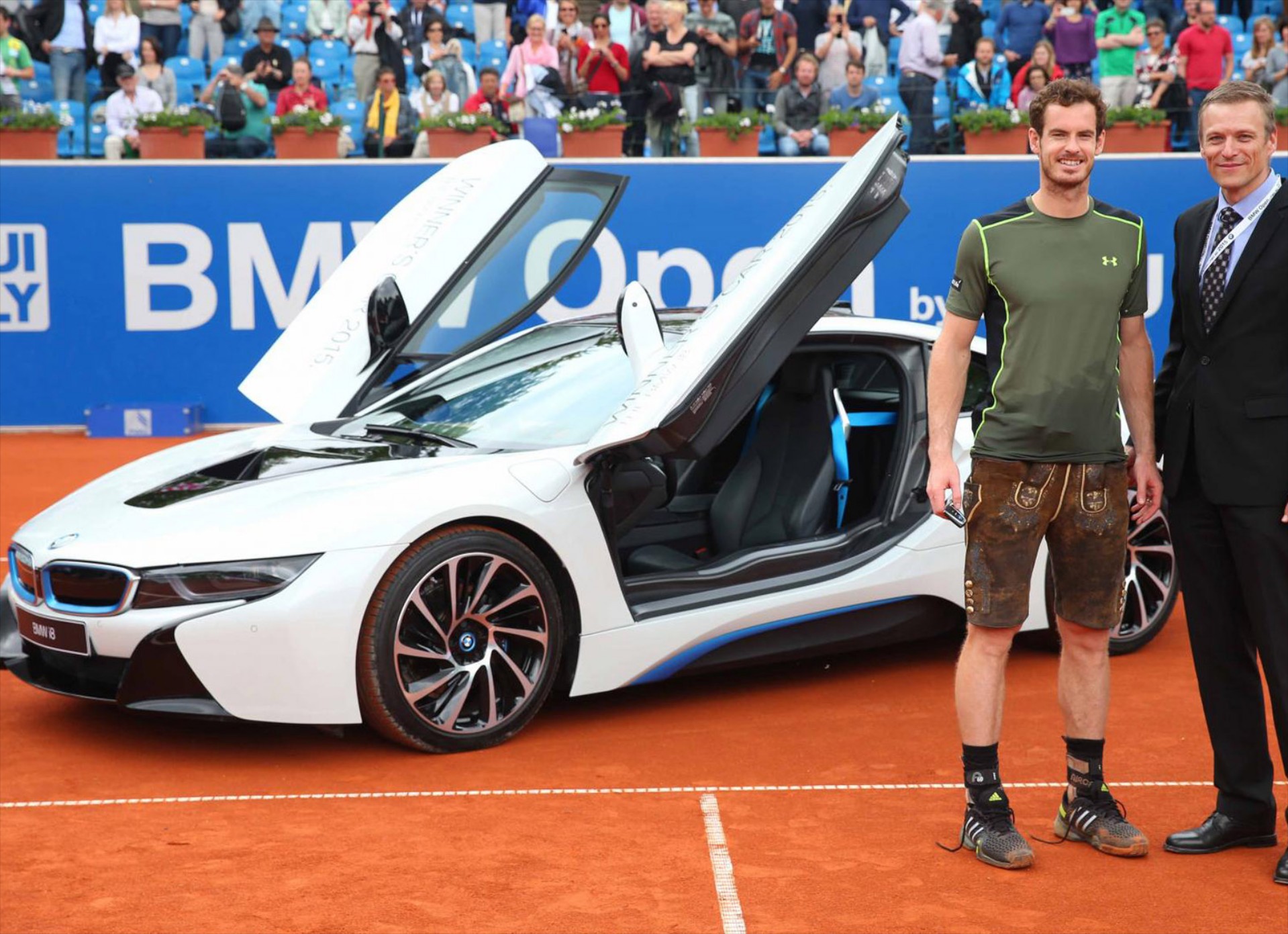 Τεννίστας κερδίζει ως βραβείο το νέο BMW i8