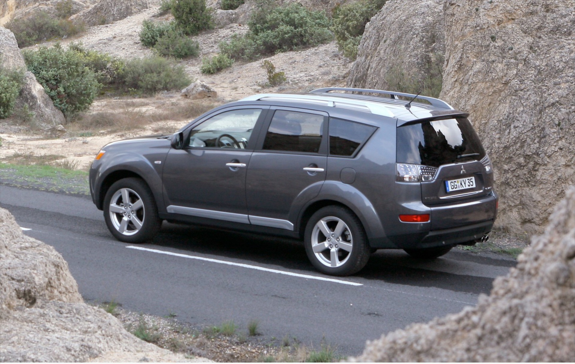 Mitsubishi Outlander 2.4