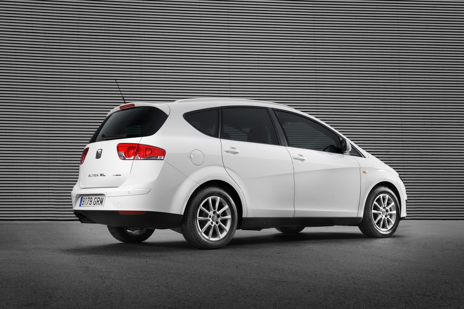 <br />
<b>Notice</b>: Undefined property: stdClass::$title in <b>/home/www3gocar/public_html/templates/t2024/ice_c/9a1326b63621589c2d0ae49576f7df8a09573c42_0.file.box.featured.tpl.php</b> on line <b>89</b><br />