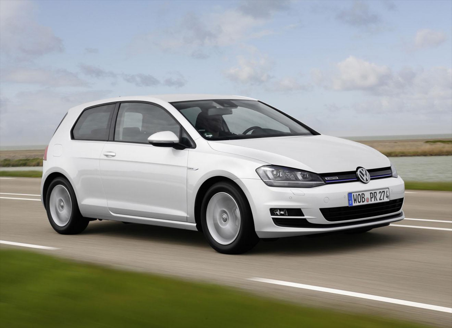 1.0 TSI κινητήρα πλέον και το Volkswagen Golf