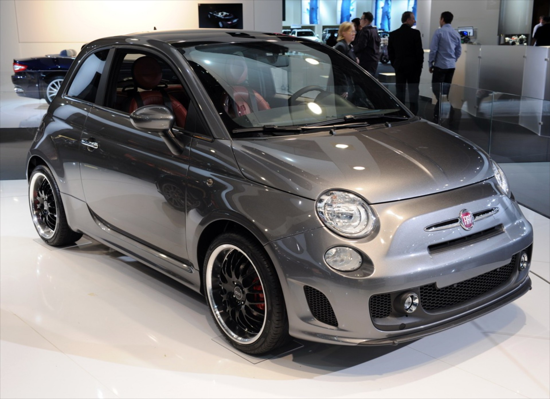 Ηλεκτρικό 500ράκι στο Los Angeles