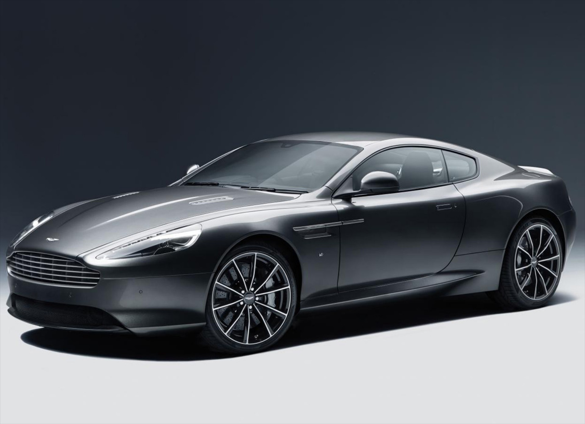 Νέα Aston Martin DB9 GT στο Goodwood