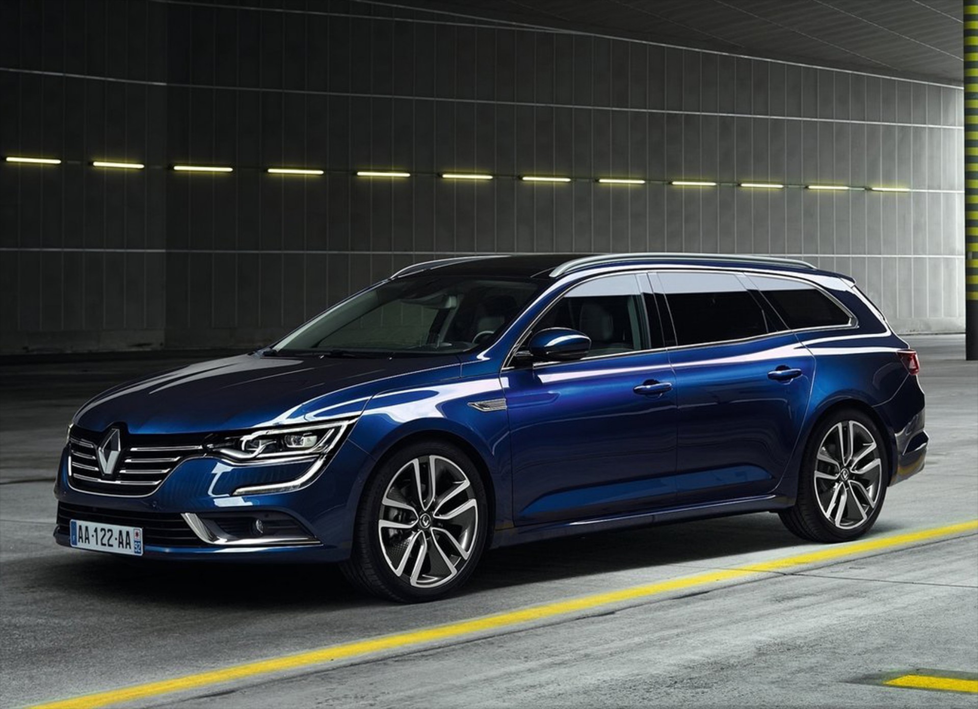 Renault talisman wagon