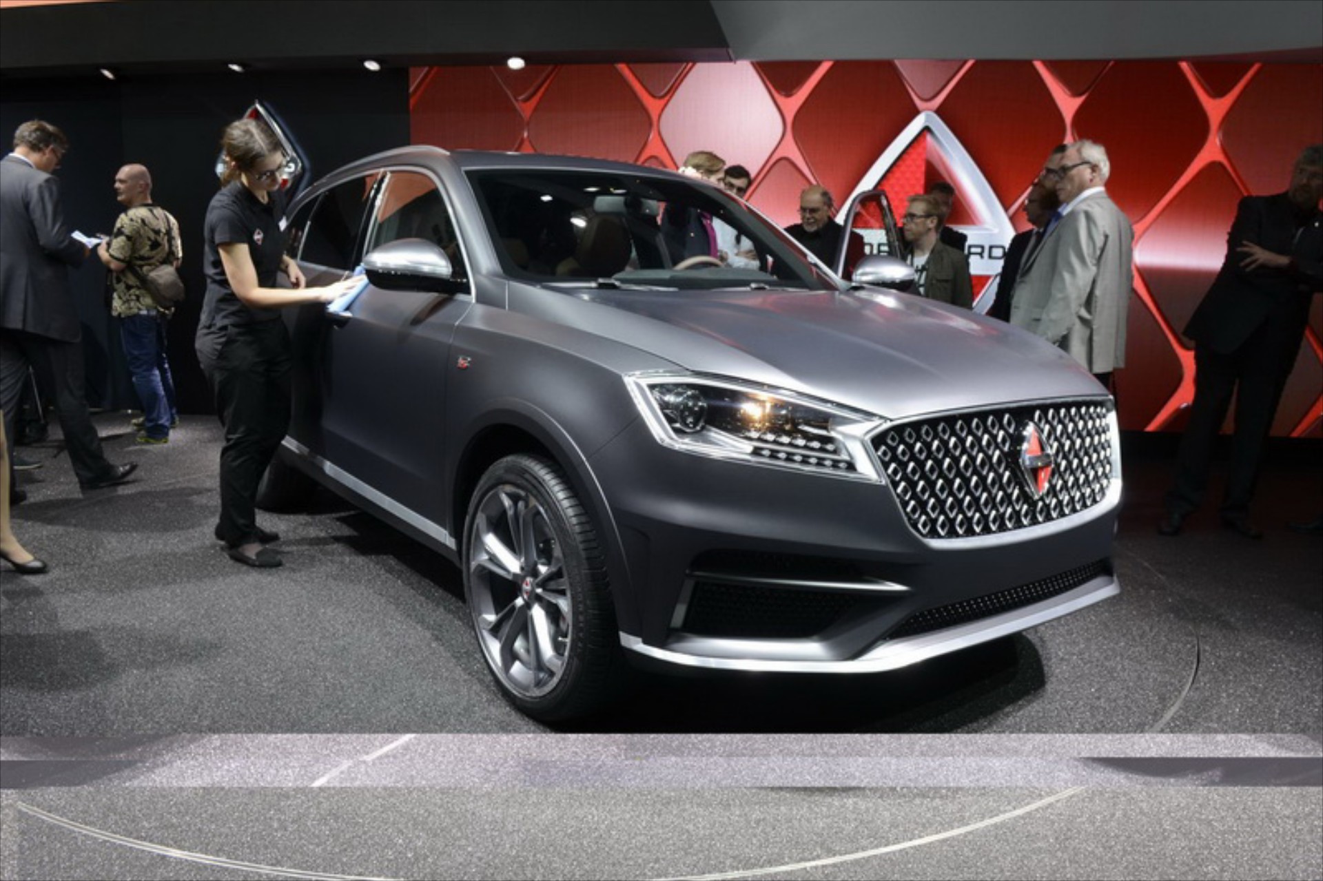 Από τα SUV ξεκινάει η Borgward με το ΒΧ7
