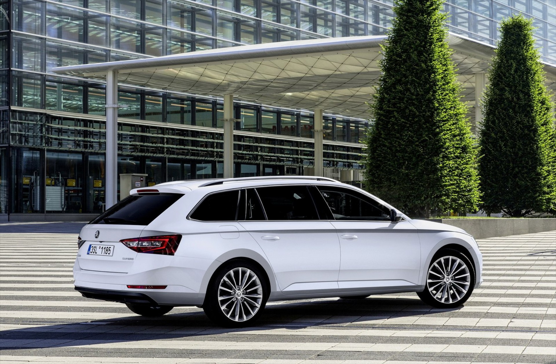 3 νέες Skoda Superb στη Φρανκφούρτη