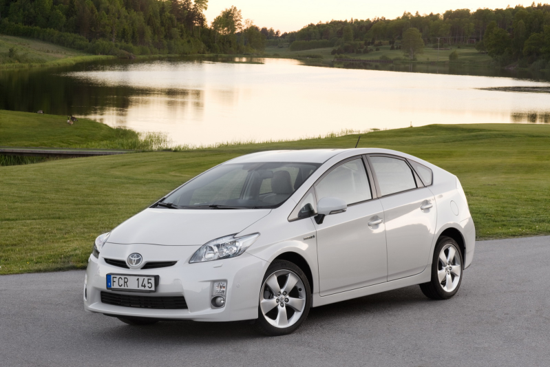 PRIUS 1.8 Exclusive Solar Navi & Leather/ Safety Pack