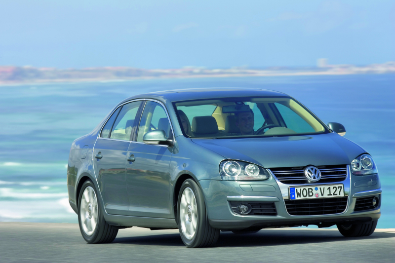 JETTA 1.6 TDI 105hp Comfortline JETTA 1.6 TDI 105hp Comfortline