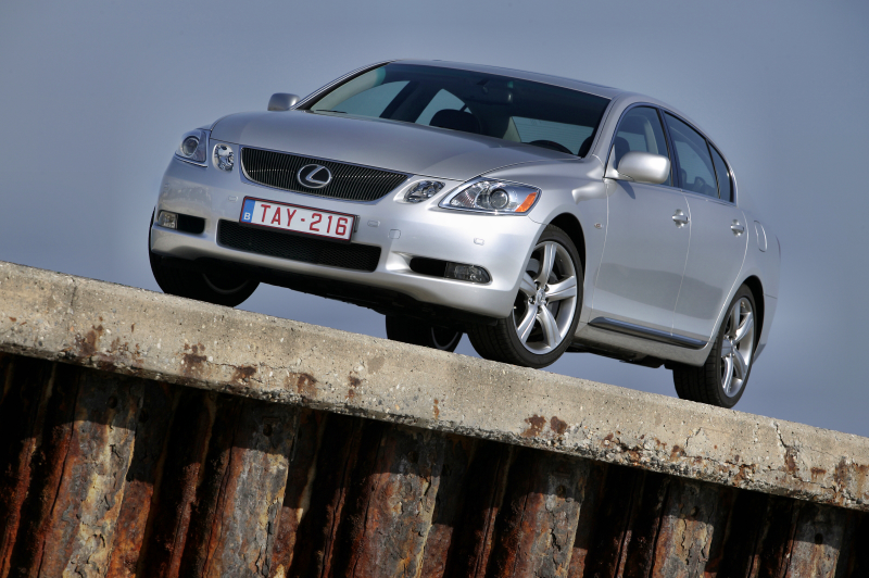 GS300 3.0 GS300 Luxury Plus GS300 3.0 GS300 Luxury Plus