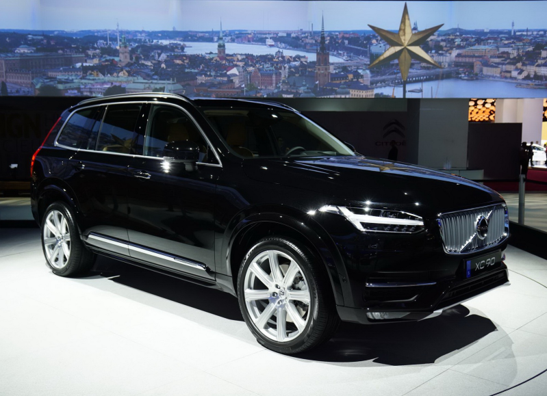XC90 D5 AWD R-DESIGN 7SEATS XC90 D5 AWD R-DESIGN 7SEATS