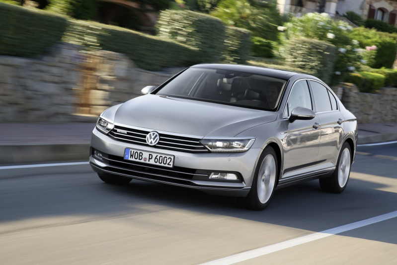 PASSAT 1.6 TDI BMT Comfortline 120PS DSG7 PASSAT 1.6 TDI BMT Comfortline 120PS DSG7