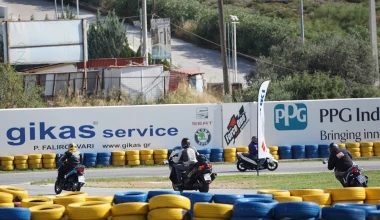 ΟΔΗΓΟΥΜΕ: Suzuki scooter Address & Burgman