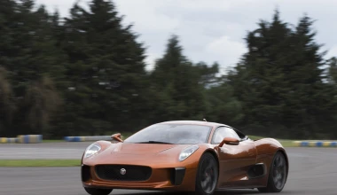 VIDEO: Ο Massa οδηγεί τη Jaguar του James Bond