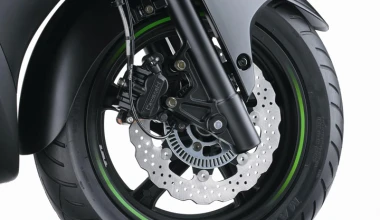 Νέο scooter Kawasaki J125