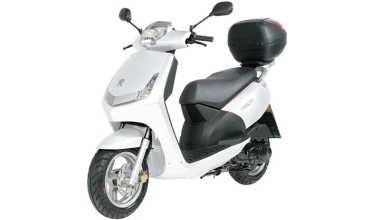 Peugeot Vivacity 3 50 με δώρο σχάρα και βαλίτσα