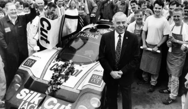 Sir John Egan: Η δύναμη του ενός!