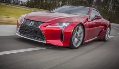 Lexus LC 500… σύντομα στους δρόμους (video)