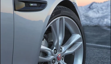 Η Jaguar XF και τετρακίνητη (+Video)