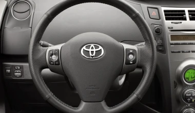 Toyota Yaris 1.33 5d Sol - 2010