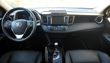 ΟΔΗΓΟΥΜΕ: Νέο Toyota RAV4 Hybrid